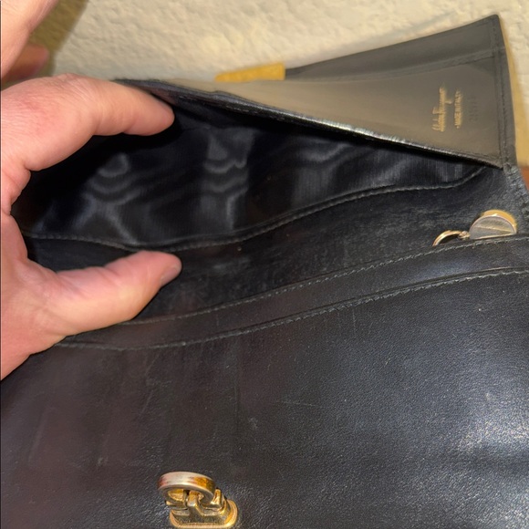 Salvatore Ferragamo Leather Continental Wallet - Picture 13 of 16